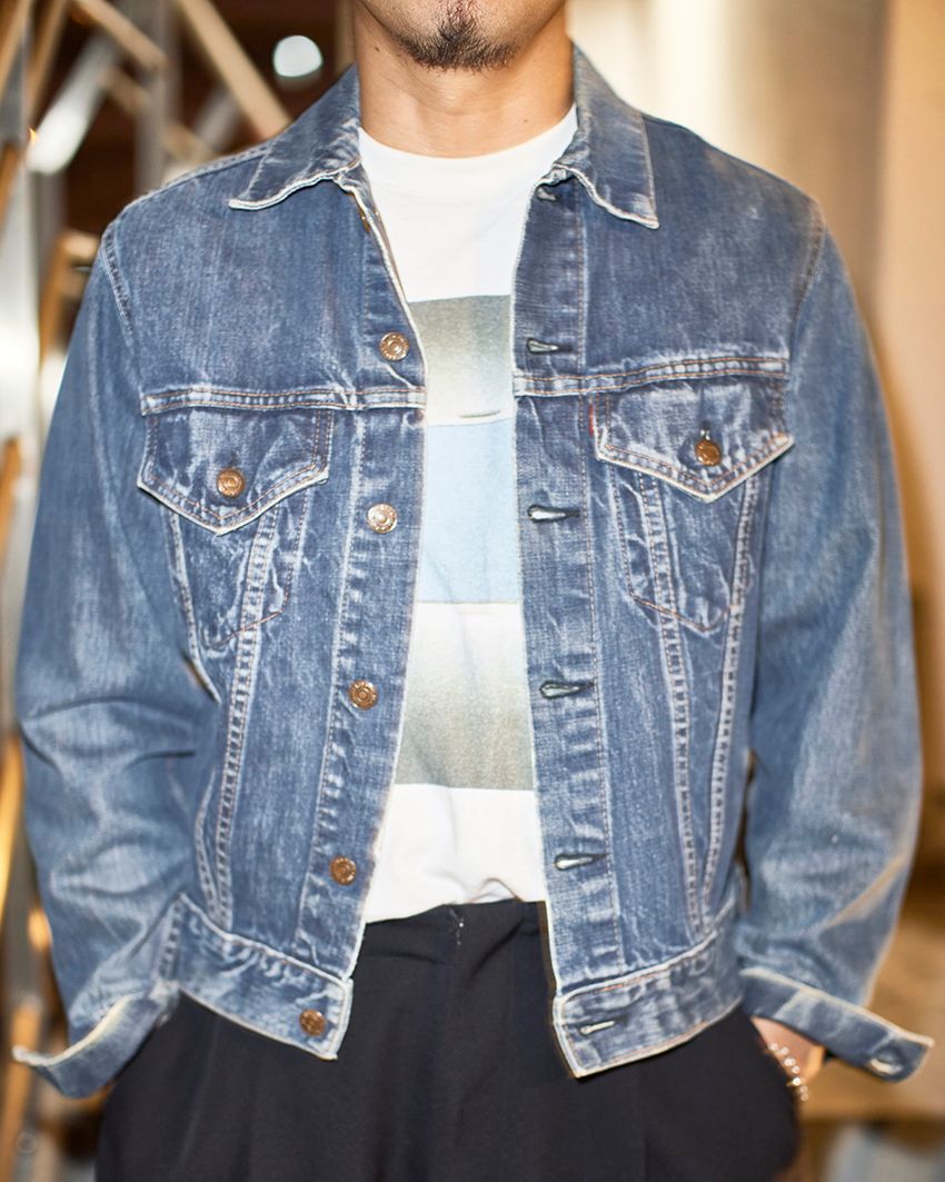 リーバイス「70505」、チャンピオンのスウェット。人気スタイリストがキレイめコーデに効かせる“古着出汁” - 8枚目の画像