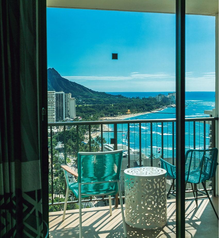 ハワイのローカルアートが盛りだくさん！前衛的でモダンなリゾート“ビーチコマー” - 1枚目の画像