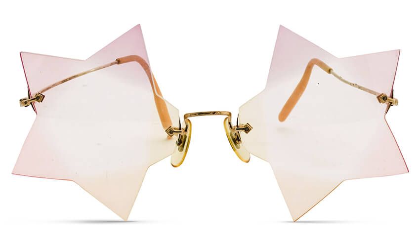 この王冠の落札価格はいかに！ フレディ・マーキュリーの未公開個人所蔵品がオークションに - 10枚目の画像