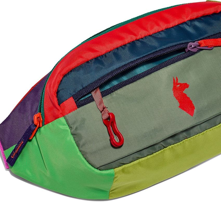 カラフルな「HOKA」は「コトパクシ」とのコラボ作。1点もののヒップパックも登場 - 11枚目の画像