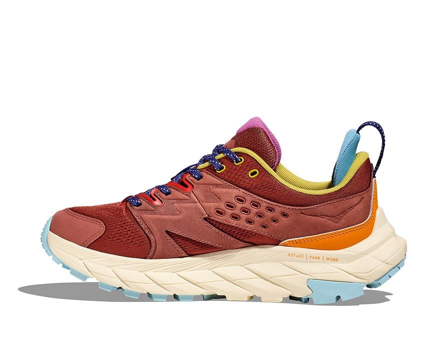 カラフルな「HOKA」は「コトパクシ」とのコラボ作。1点もののヒップパックも登場 - 14枚目の画像