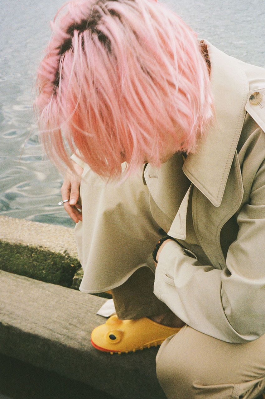 ウィリアム皇太子も愛用したカエルの長靴「ウェリペッツ」がJW アンダーソンとコラボ！ - 22枚目の画像