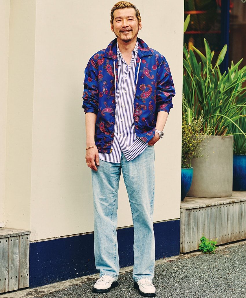 色で、柄で、着こなしで際立つ個性。夏でも涼しげなブルー使いの達人9名をスナップ！ - 4枚目の画像