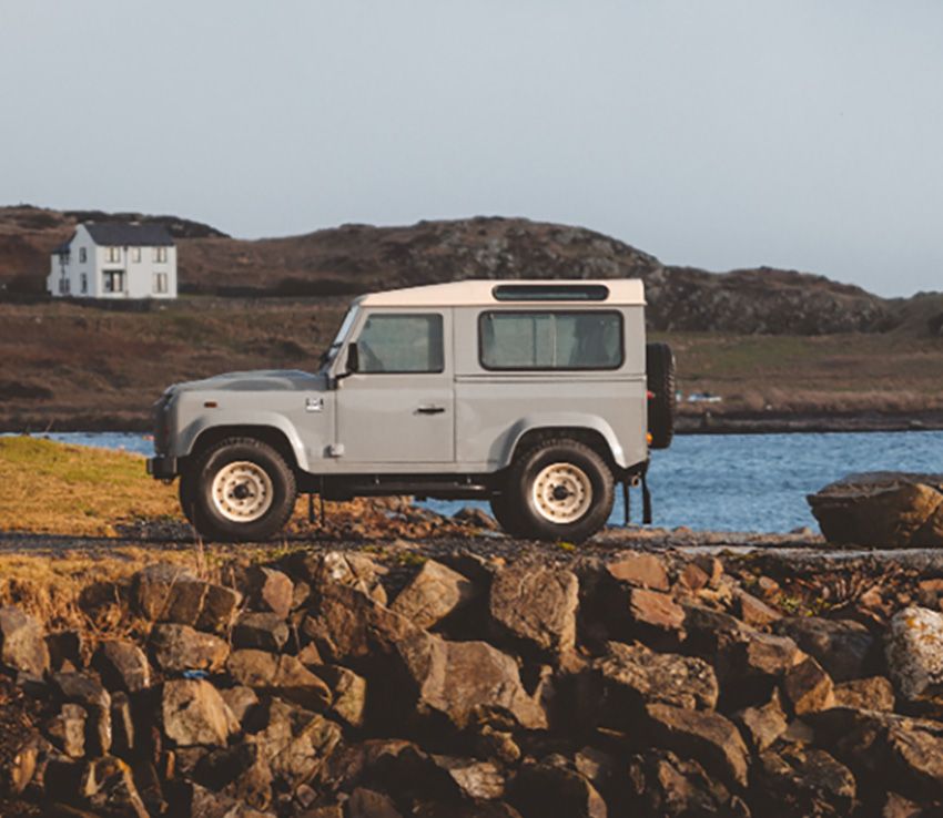 1965年製「クラシックディフェンダー」が新車で!? 最新機能を盛り込んだ古き佳き一台 - 24枚目の画像