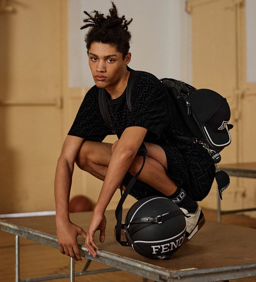 「フェンディ」のバスケコレクション。ウェアからスニーカーにボールまで、全アイテムを公開！ - 5枚目の画像