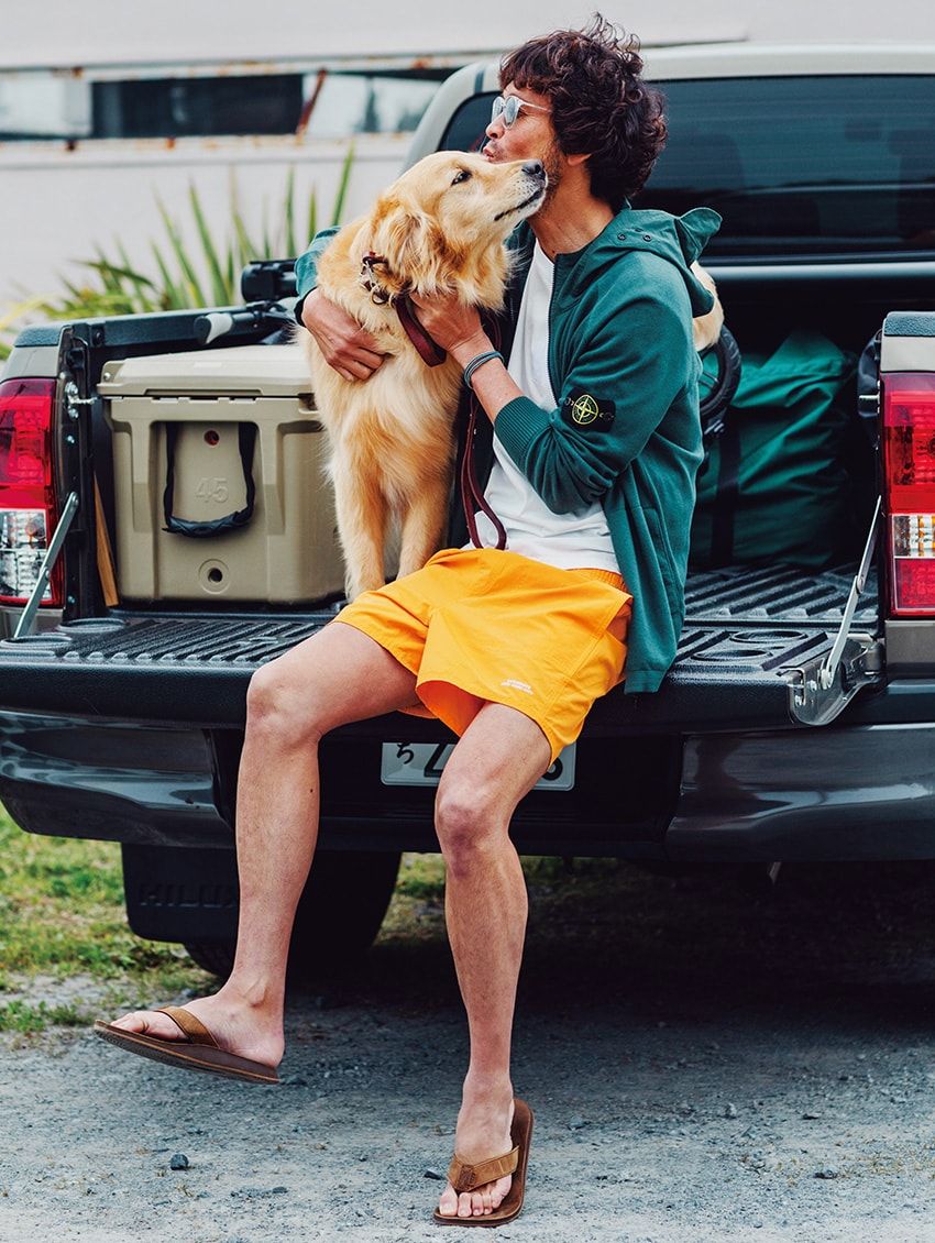 ショーツは品良く軽快な“サマーニット”で子供っぽさを回避！ 街＆海でのスタイル実例 - 3枚目の画像