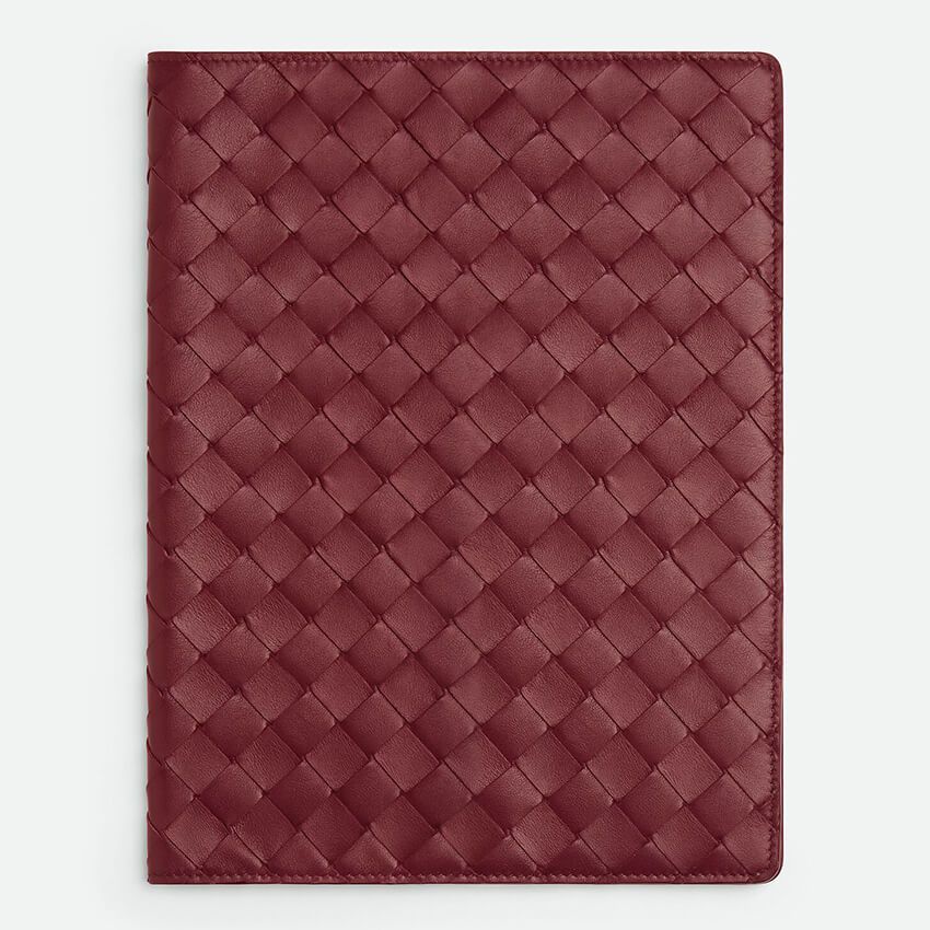 “上質な余剰素材”がアートに変身。「ボッテガ・ヴェネタ」のリザーブ レザー シリーズ - 8枚目の画像