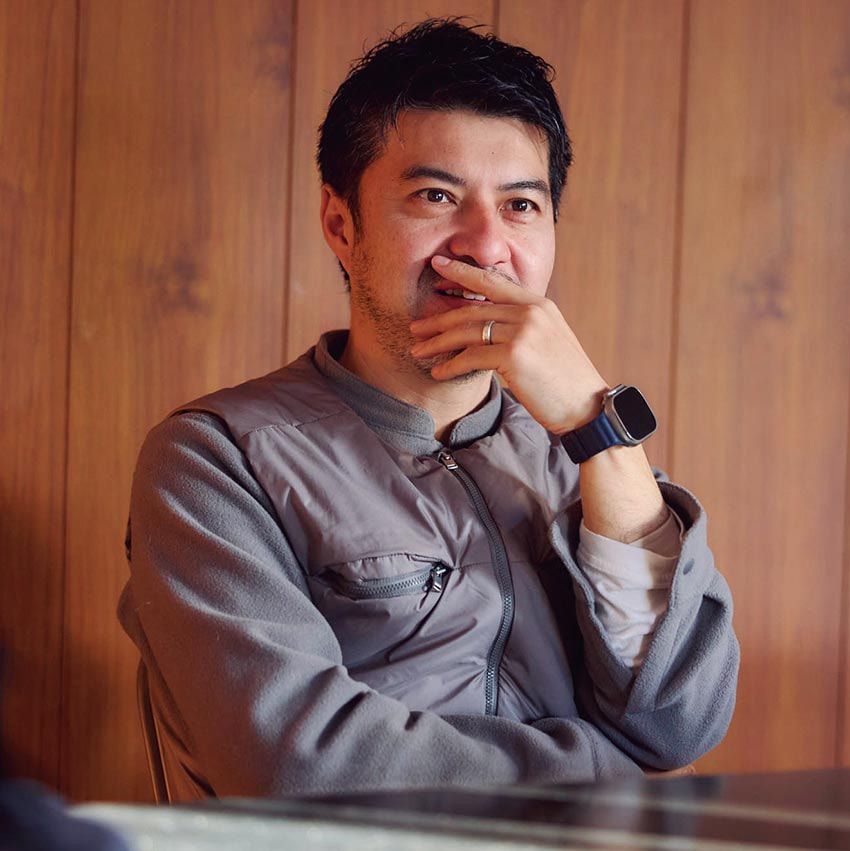 グッチのヴァンズ、プロ推薦の黒スニーカー、青使いの達人スナップ【今週の人気記事TOP5】 - 6枚目の画像