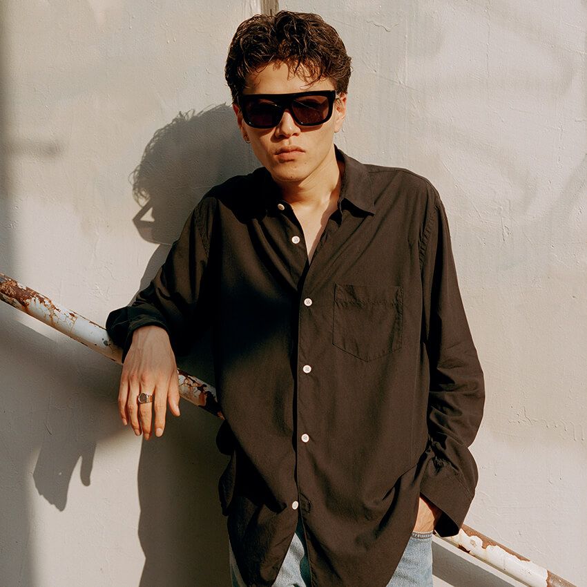 柴田恭兵や吉川晃司が80年代に掛けていたサングラスが復刻！ その名は「ルネッタ・バダ」 - 2枚目の画像