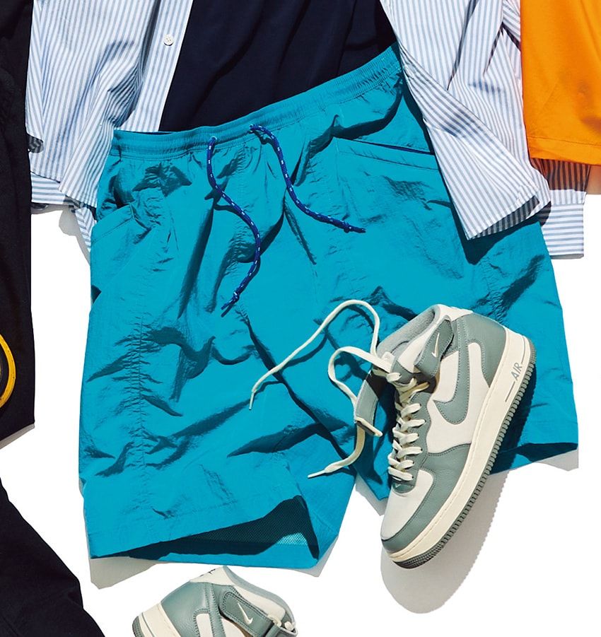 脱シンプルの特効薬！ベーシックに飽きたら“鮮やかアウトドアウェア”の一点投入を - 1枚目の画像