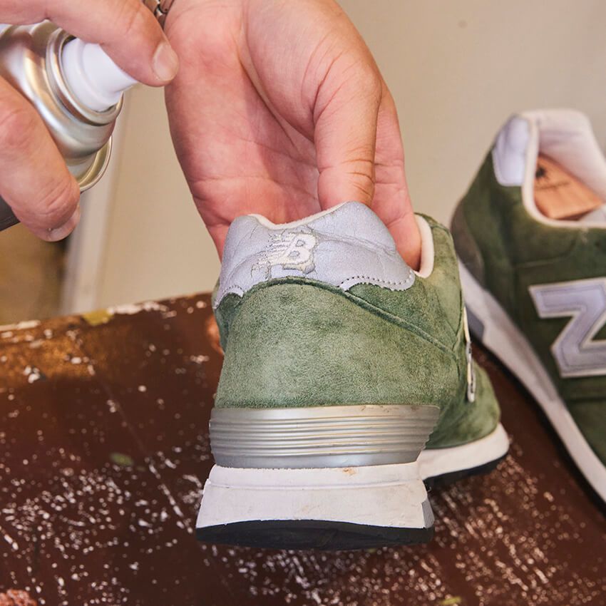 出掛ける直前の防水スプレーはNG！ 専門家に聞く、正しいスニーカーの雨の日対策 - 16枚目の画像