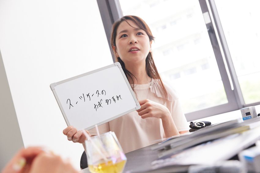 「娼婦かよ」「前のほうが痩せてたね」「焼けたね」無神経オトコ、夏の発言集！【女子座談会Vol.5】 - 3枚目の画像