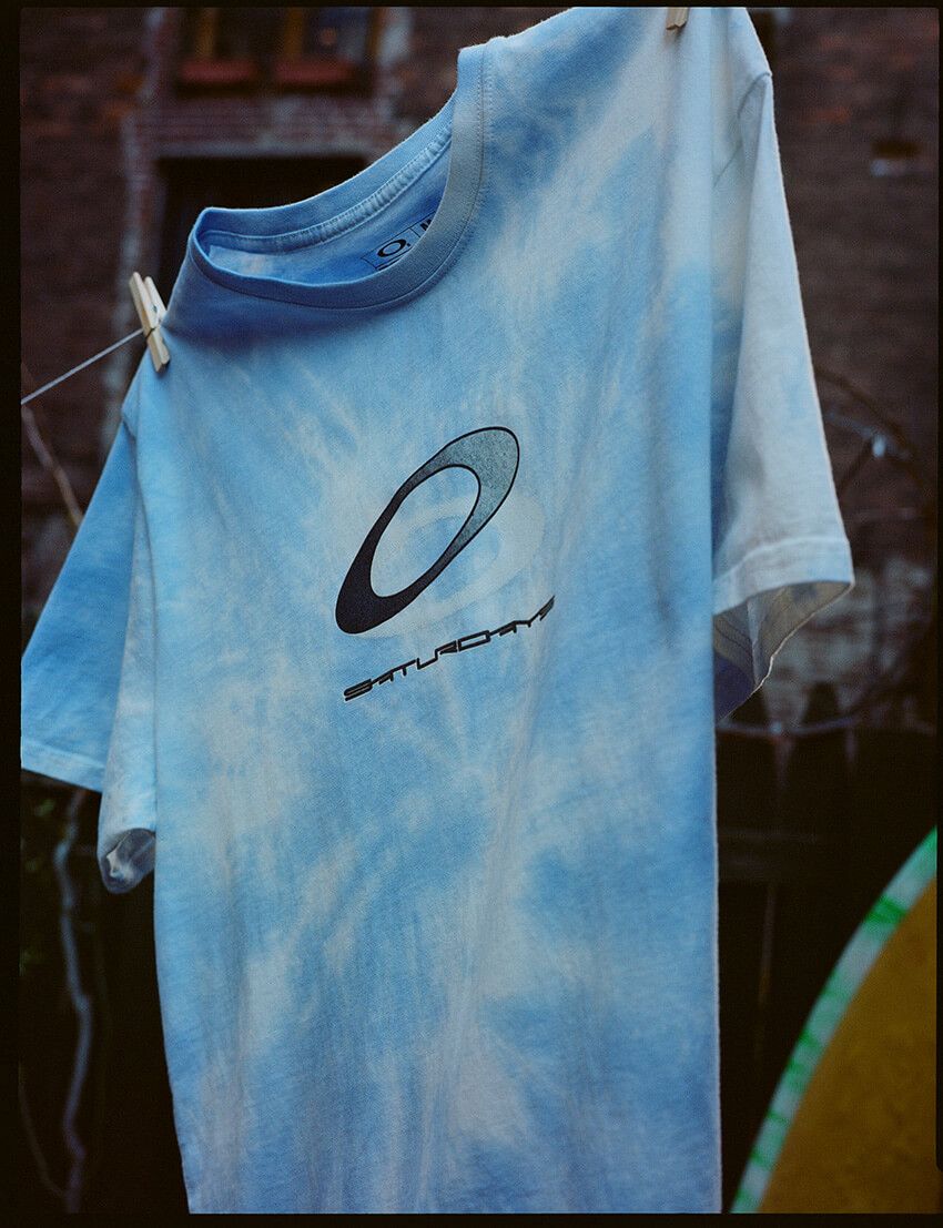 「サタデーズ ニューヨークシティ×オークリー」東西アメリカの両雄がコラボ！ 注目アイテム紹介 - 4枚目の画像