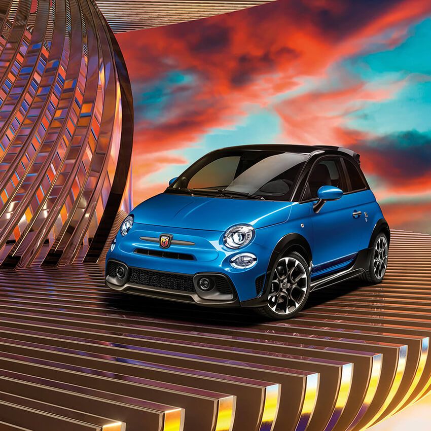 WRCで活躍した名車「131 Rally」の世界観が味わえるアバルト限定車は世界で“695”台！ - 2枚目の画像