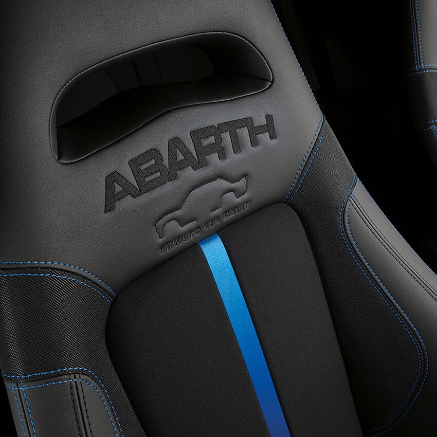 WRCで活躍した名車「131 Rally」の世界観が味わえるアバルト限定車は世界で“695”台！ - 6枚目の画像