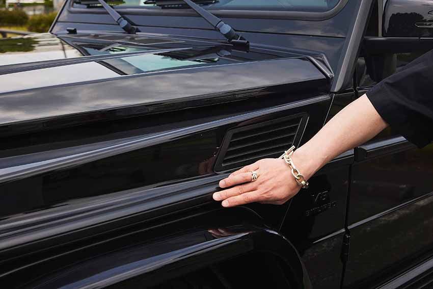 全パーツをブラックにカスタム！愛車メルセデス“Gクラス”に滲むスタイリストの矜持 - 9枚目の画像