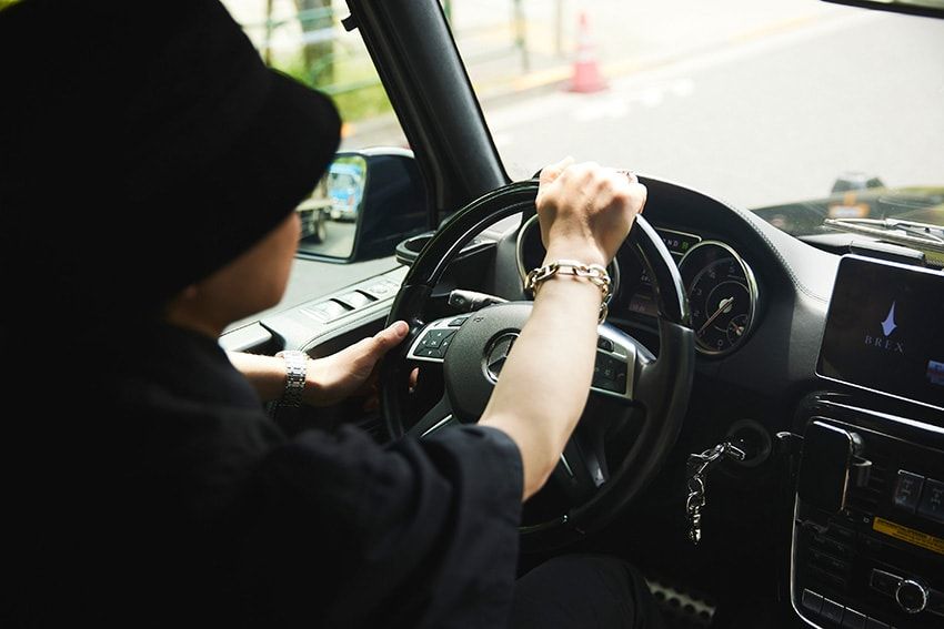 全パーツをブラックにカスタム！愛車メルセデス“Gクラス”に滲むスタイリストの矜持 - 14枚目の画像