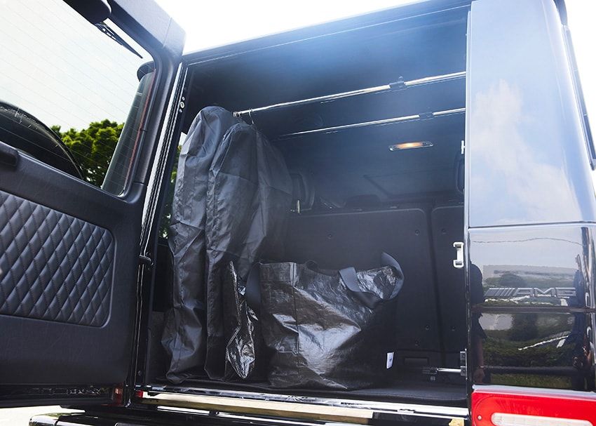 全パーツをブラックにカスタム！愛車メルセデス“Gクラス”に滲むスタイリストの矜持 - 29枚目の画像