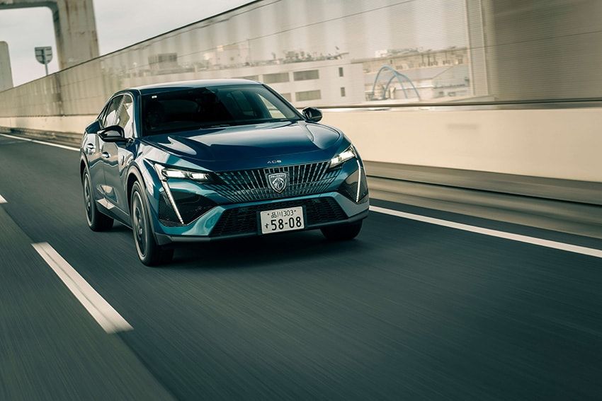 「プジョー」新型408はファストバック。デザイン性と実用性を備えた唯一無二のスタイル - 14枚目の画像