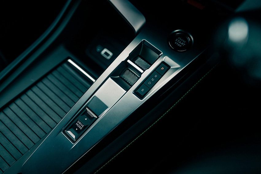 「プジョー」新型408はファストバック。デザイン性と実用性を備えた唯一無二のスタイル - 22枚目の画像