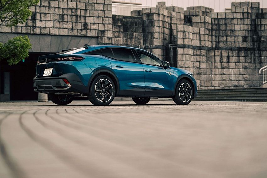 「プジョー」新型408はファストバック。デザイン性と実用性を備えた唯一無二のスタイル - 26枚目の画像