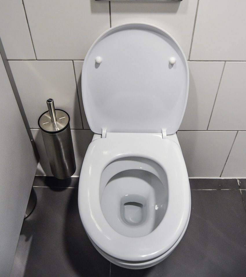 金運師に聞く金運爆上がり5つの行動「スマホの画面を拭く」「トイレ掃除する」その他は… - 6枚目の画像