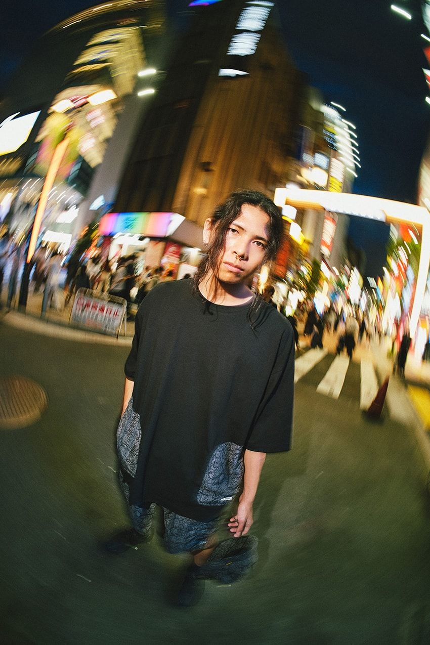 今夏の「アトモス×グリップスワニー」は、大胆なパイソン柄のTシャツ、ショーツ、ハットの3型 - 9枚目の画像