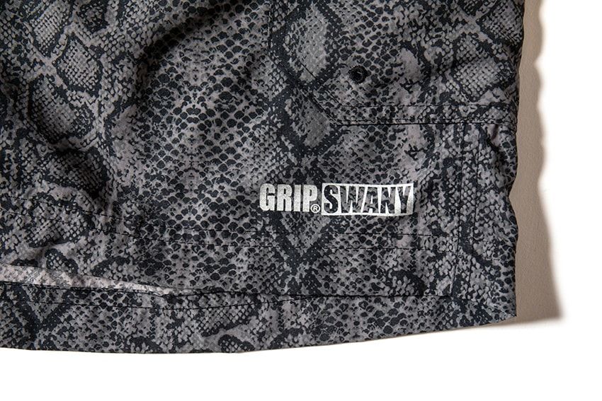 今夏の「アトモス×グリップスワニー」は、大胆なパイソン柄のTシャツ、ショーツ、ハットの3型 - 16枚目の画像