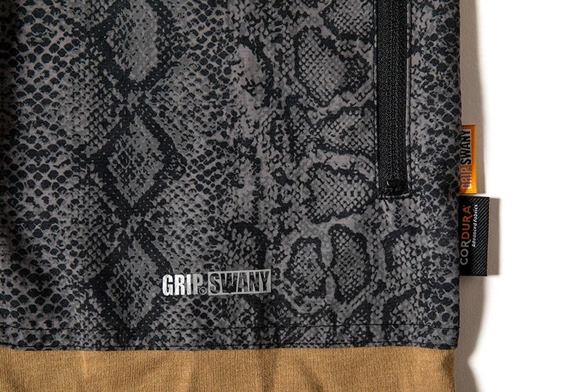 今夏の「アトモス×グリップスワニー」は、大胆なパイソン柄のTシャツ、ショーツ、ハットの3型 - 19枚目の画像