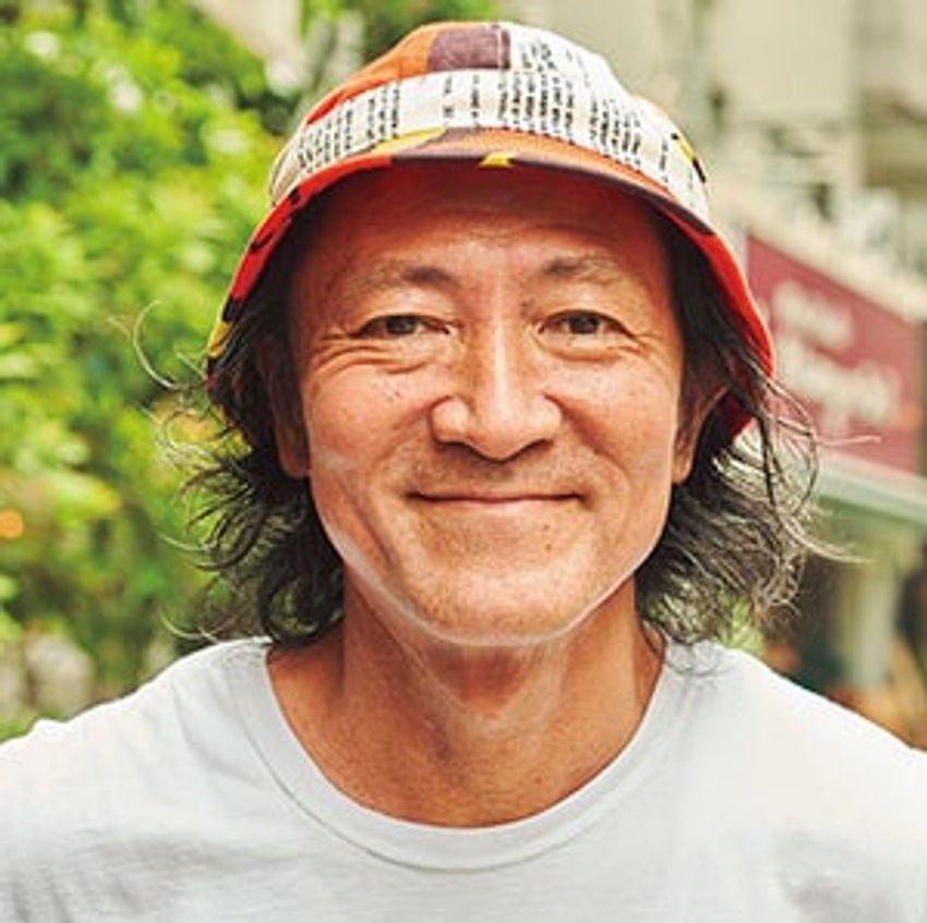 大容量のバッグにキーンのブーツ……。ジャンティーク店主の海外出張を支えた相棒たち - 6枚目の画像