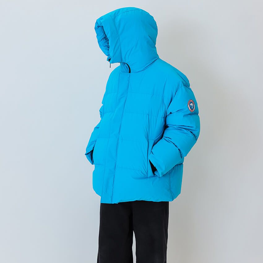 「ダブレット×ウィズム」世界的大ヒットの“あのサメ”がダウンに!? Tシャツにもギミックが！ - 10枚目の画像