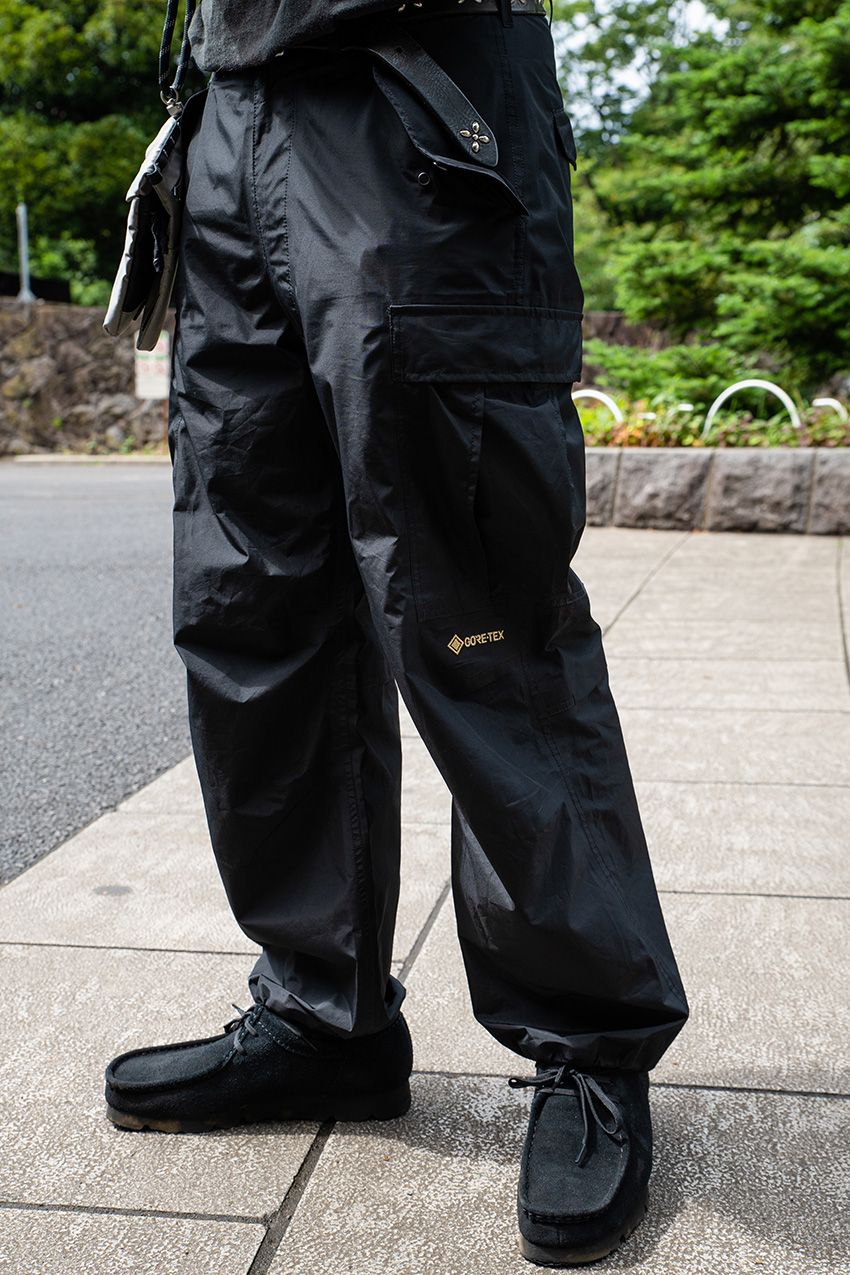 【これ着てフジロック】GORE-TEXで雨を制す、オール黒スタイル。音楽気分は古着ジャズTでアゲる！ - 7枚目の画像