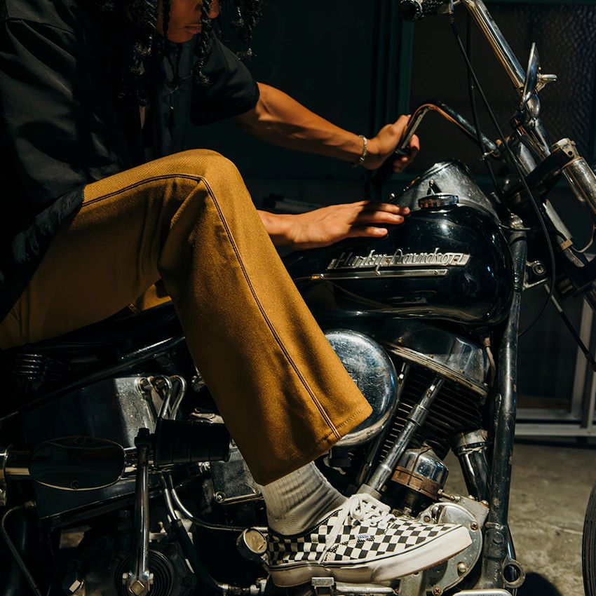 アメリカ人気ブランドがタッグ！Schott×ラングラー、名作「ランチャードレス」を絶妙にアレンジ - 3枚目の画像