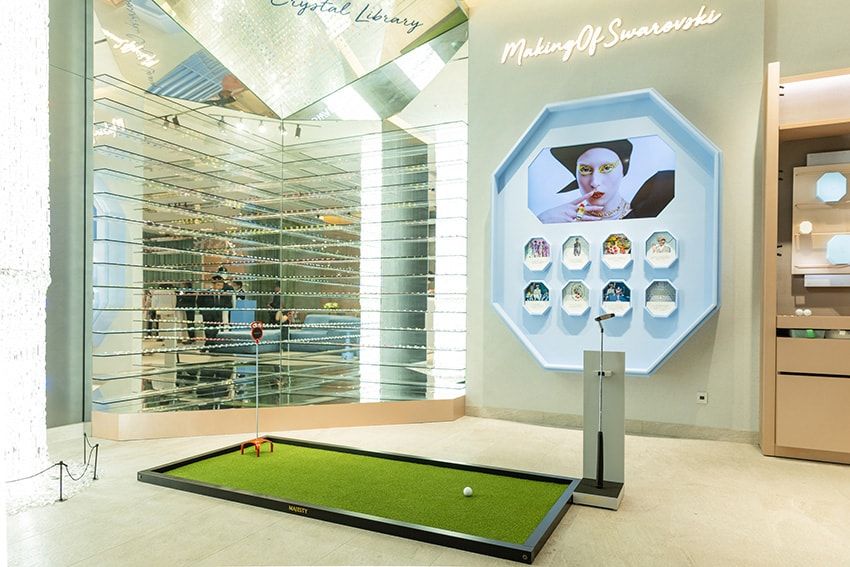 100万円のドライバーはスワロフスキー製。新ゴルフブランド「マジェスティ セレスティアル」誕生 - 15枚目の画像