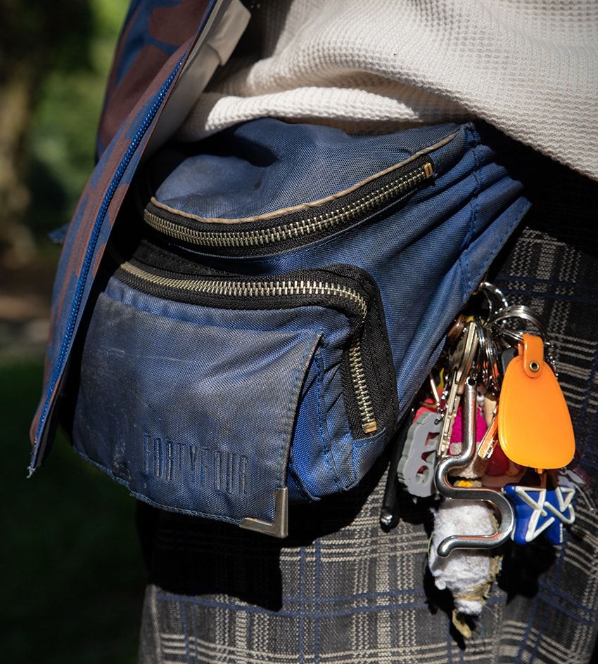 「非日常だからこそ普段着で参戦」。フェス好きショップオーナーの古着MIXスタイル - 1枚目の画像