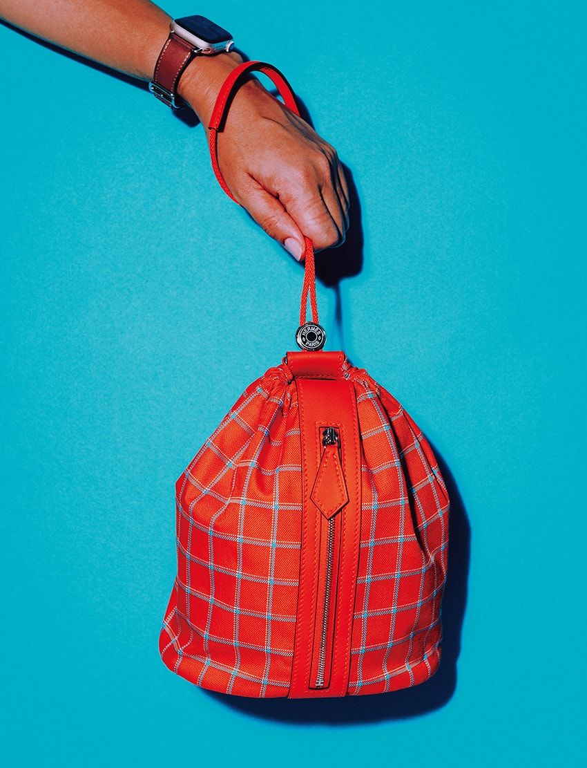 「エルメス」の新作バッグ。ポイントは使い勝手抜群なフォルムと随所のエレガンス - 1枚目の画像