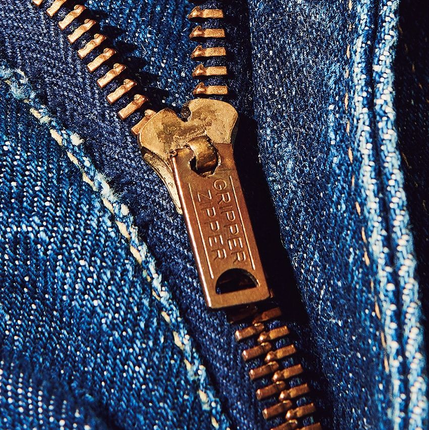 GRIPPERジップに42TALON、星のバックステッチ……気になる“デニムのディテール”集 - 3枚目の画像