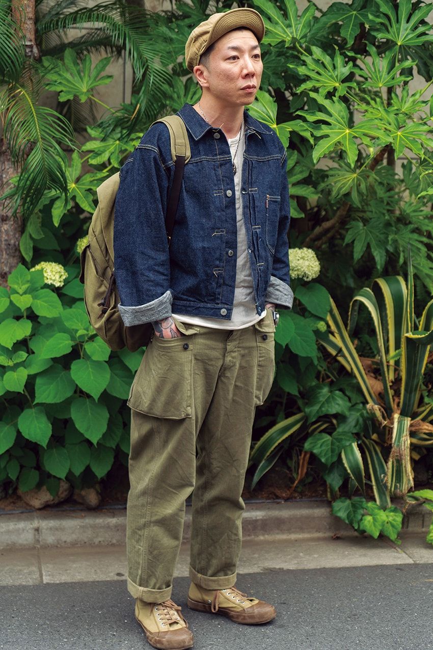 太めの“軍パン”の着こなしサンプル。街角スナップで見つけた、真似したい7名のスタイル - 8枚目の画像
