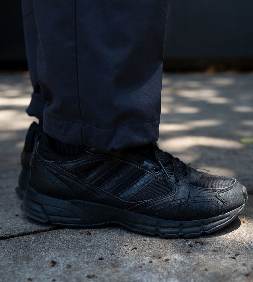 【サマソニ】異彩放つ“ドイツ軍用アディダス”スニーカー。ミニマリストのフェススタイル - 4枚目の画像