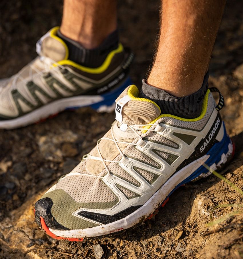 サロモンの新作スニーカー「XA PRO 3D」は街履きからトレランまで対応。その全バリエを公開 - 1枚目の画像