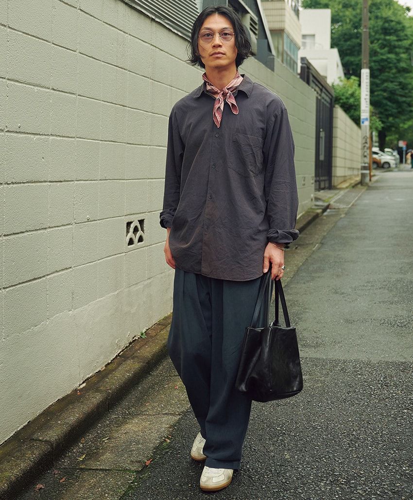 30代、40代のセンスある古着コーデ。パパラッチでわかった共通ルールは“一点使い”だ - 3枚目の画像