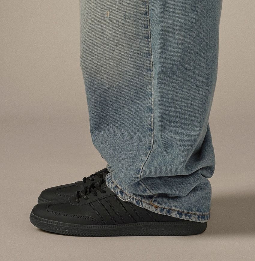 “ファレルコラボ”のアディダス「サンバ」はシックなワントーン。シューレースもエコレザーで - 11枚目の画像