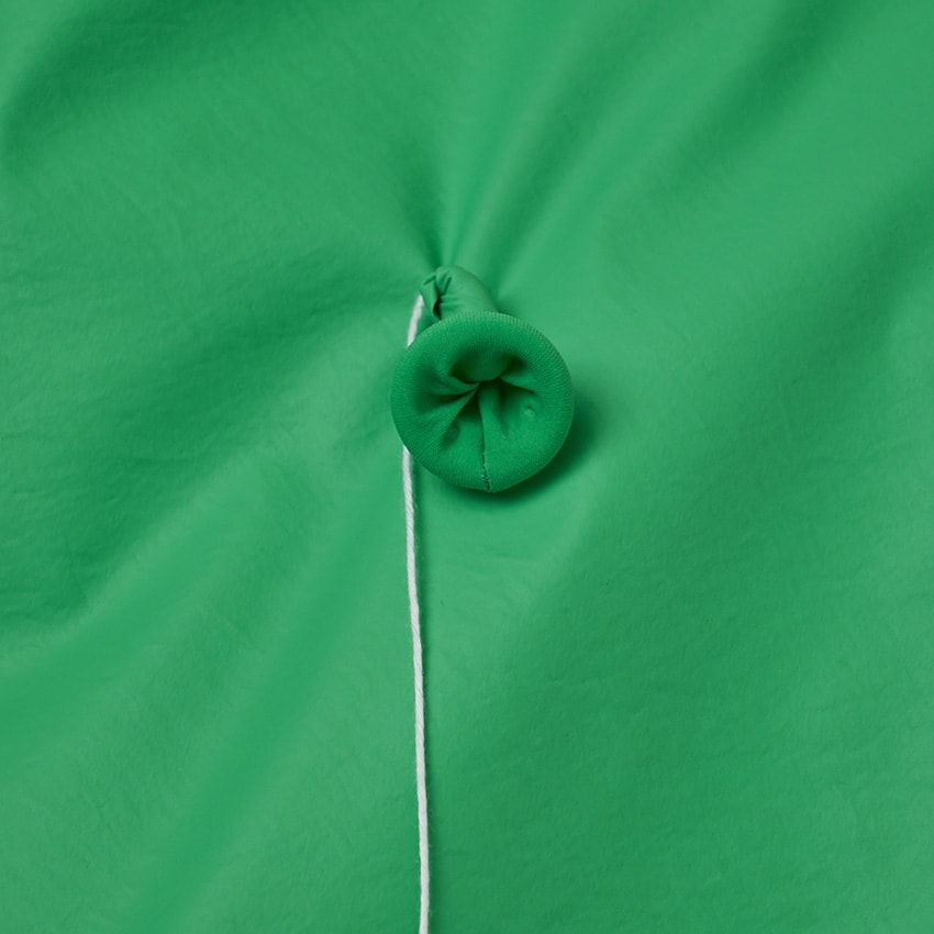 「ダブレット」がショーで話題になった着ぐるみをスマホサイズのバッグにして限定販売 - 38枚目の画像