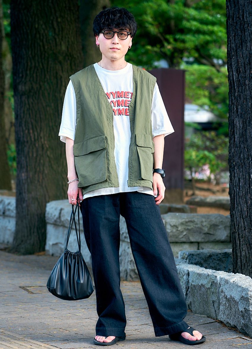 ショップへの問い合わせNo.1サンダル「ウーフォス」を街履きする7人のコーデを大公開 - 3枚目の画像