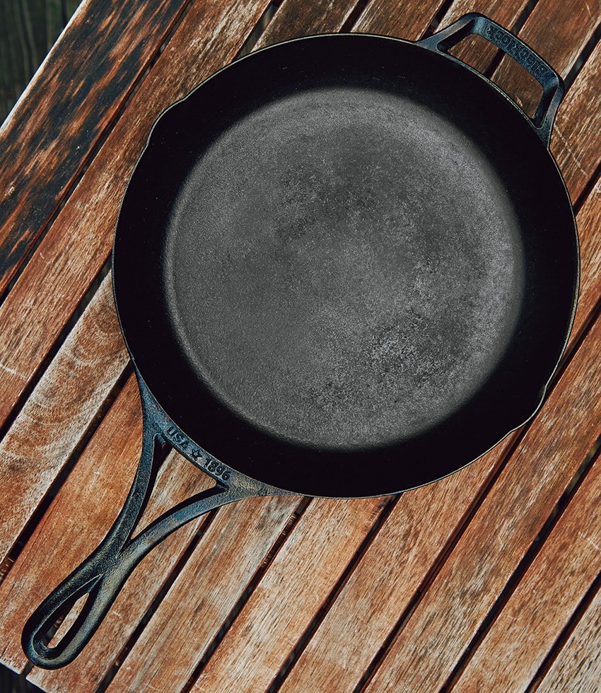 プロも愛用！ 「ロッジ」の新しい鉄フライパンが“使い勝手抜群”と評