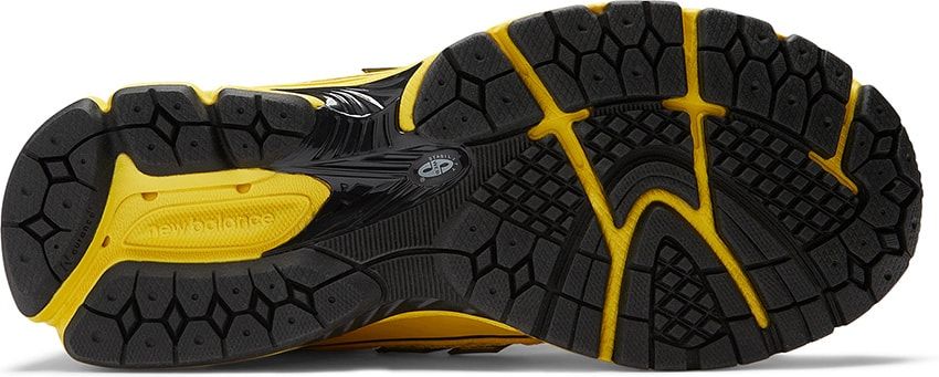 「ガニー×ニューバランス」第2弾は1906R。黒を効かせたオフホワイトとイエローの2色展開 - 33枚目の画像