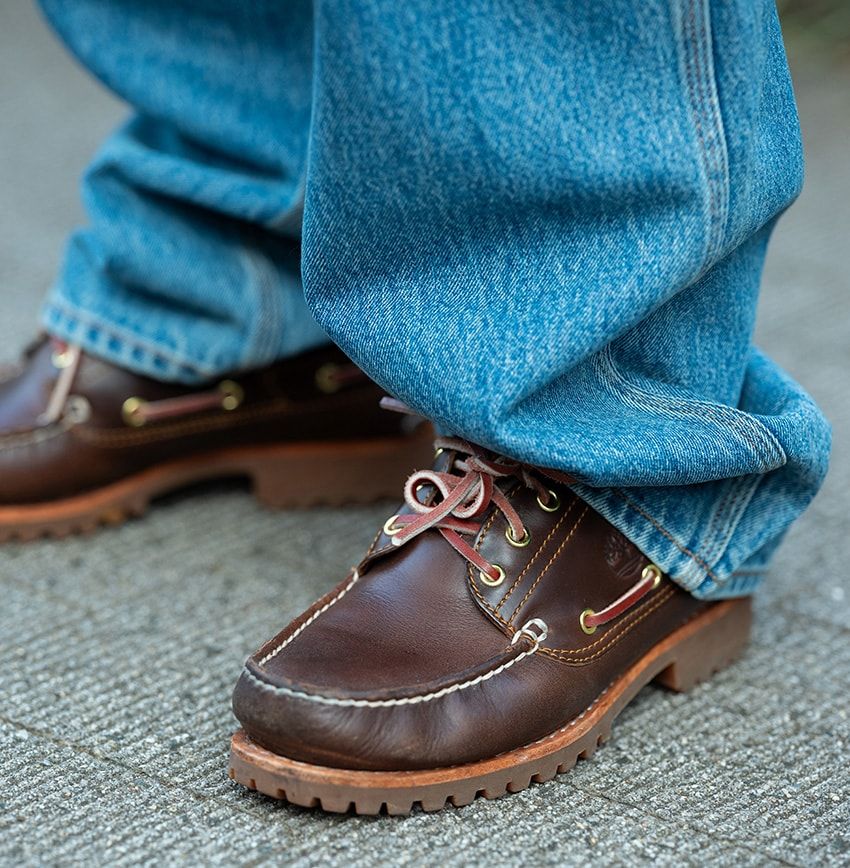 Tシャツ&デニムコーデを“ちょいフェス”仕様に！ ビームス名物バイヤーの現場スタイル - 4枚目の画像