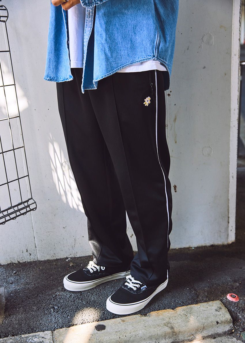 デザイナー鈴木真悟流“古着MIXコーデ”の極意。サラリと大人っぽく見せるコツは…… - 13枚目の画像