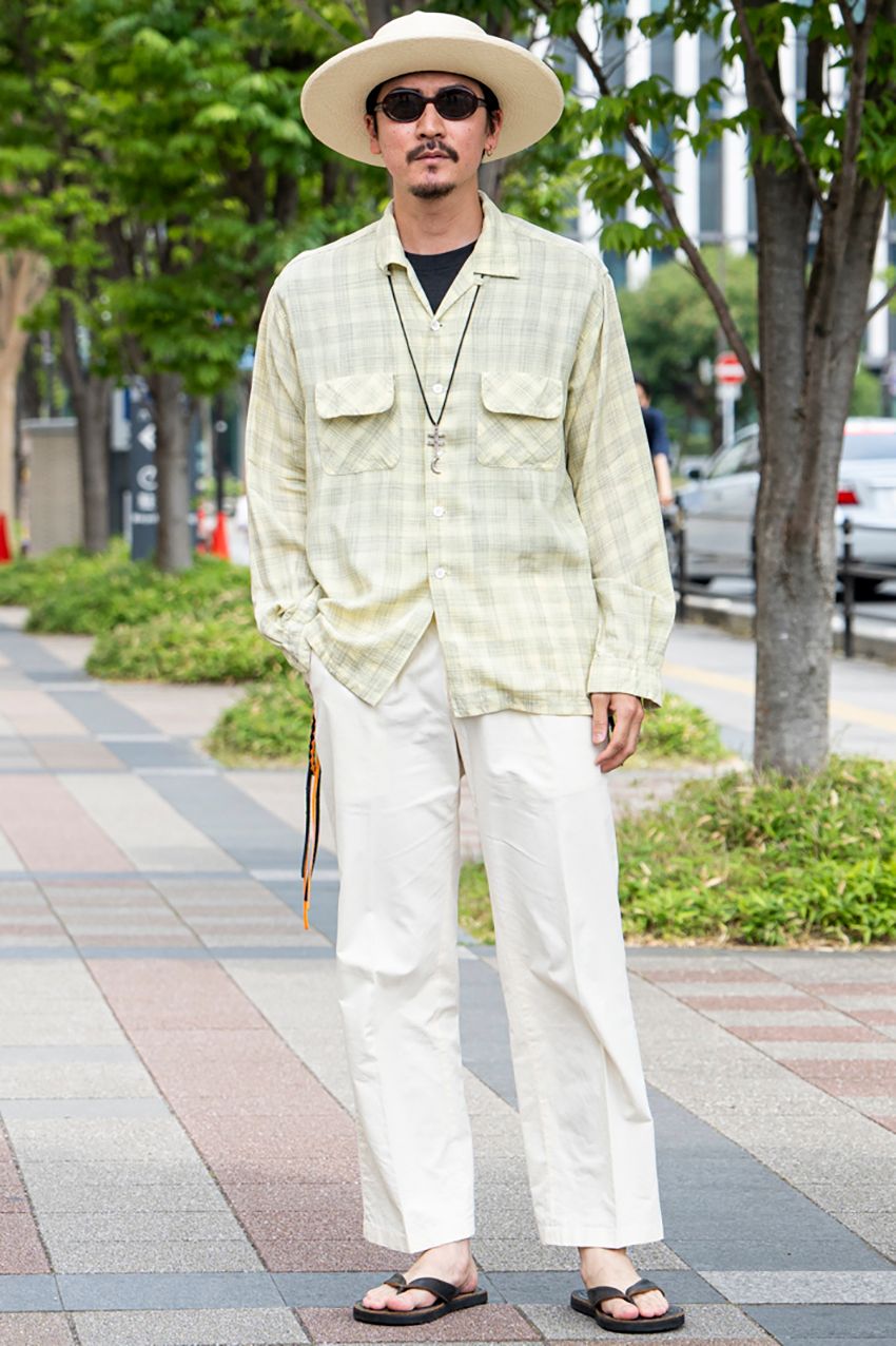 【大人のレザーサンダル】カジュアルなのに上品！ 上級者10人の愛用モデルと着こなし術 - 5枚目の画像