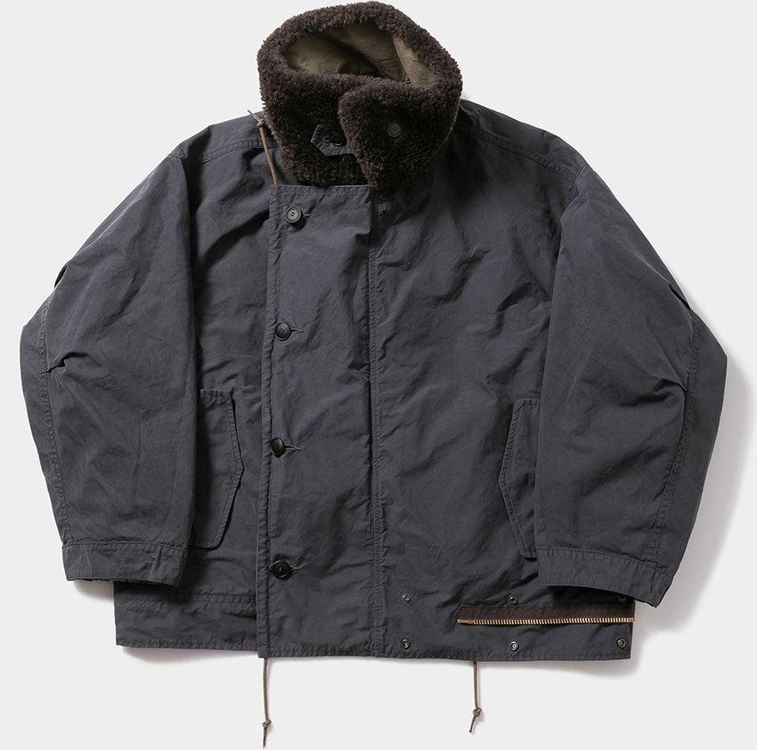 表裏＆逆さまでも着られるミリタリーアウター。名門アルファの傑作が「ビューティフルピープル」によって4変化 - 16枚目の画像